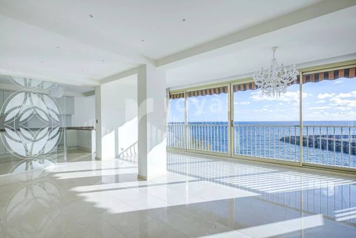 Appartamento a Mandelieu-la-Napoule, Alpi Marittime