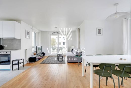 Appartamento a Clichy, Hauts-de-Seine