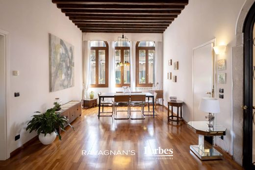 Apartment / Etagenwohnung in Venedig, Venetien