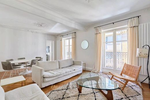 Apartment in La Muette, Auteuil, Porte Dauphine, Paris
