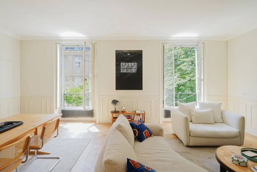 Apartment / Etagenwohnung in Saint-Germain, Odéon, Monnaie, Paris