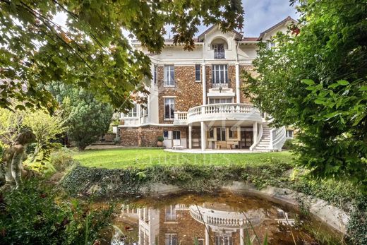 Luxe woning in Saint-Cloud, Hauts-de-Seine