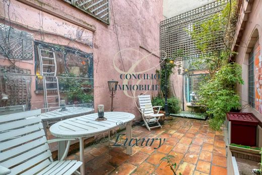 Casa de luxo - Montmartre, Abbesses, Grandes-Carrières, Paris