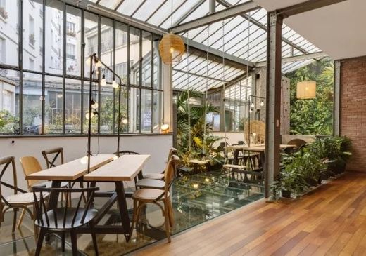 Apartment / Etagenwohnung in Montparnasse, Alésia, Montsouris, Paris