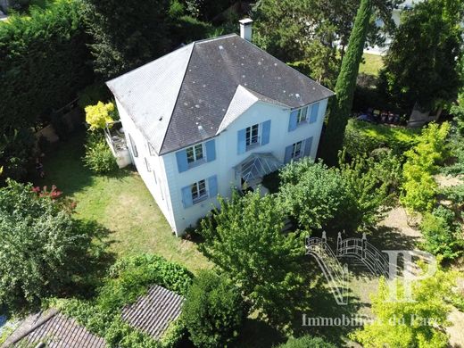 Luxury home in Croissy-sur-Seine, Yvelines