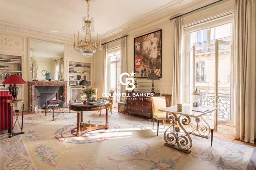 Apartment in La Muette, Auteuil, Porte Dauphine, Paris