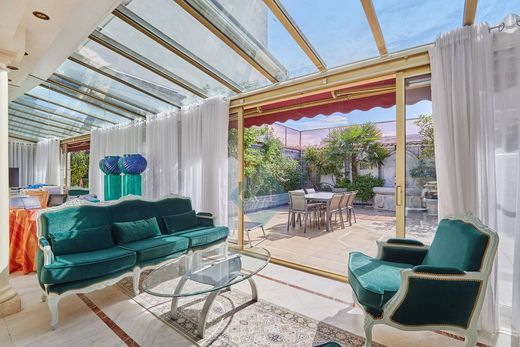 Apartment / Etagenwohnung in Bastille, République, Nation-Alexandre Dumas, Paris