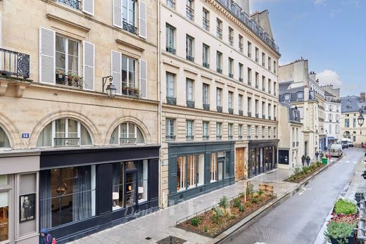 Apartament w Chatelet les Halles, Louvre-Tuileries, Palais Royal, Paris