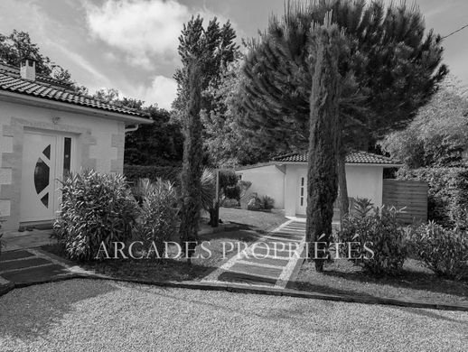 Maison de luxe à Saint-Sulpice, Gironde