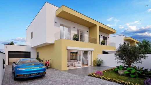 Casa di lusso a Campelos e Outeiro da Cabeça, Torres Vedras