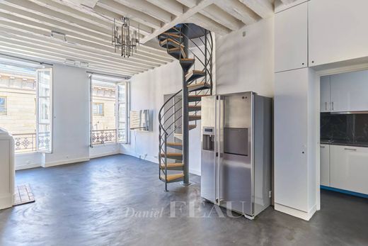 Apartment / Etagenwohnung in Champs-Elysées, Madeleine, Triangle d’or, Paris