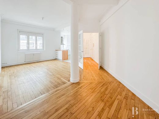 Appartamento a Champs-Elysées, Madeleine, Triangle d’or, Parigi