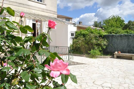 Luxury home in Talence, Gironde