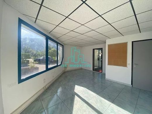 Office in Challes-les-Eaux, Savoy