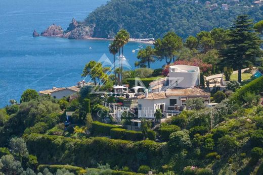 빌라 / Théoule-sur-Mer, Alpes-Maritimes