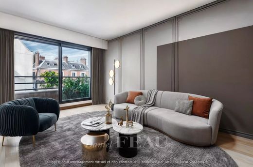 Apartment in Tour Eiffel, Invalides – Ecole Militaire, Saint-Thomas d’Aquin, Paris