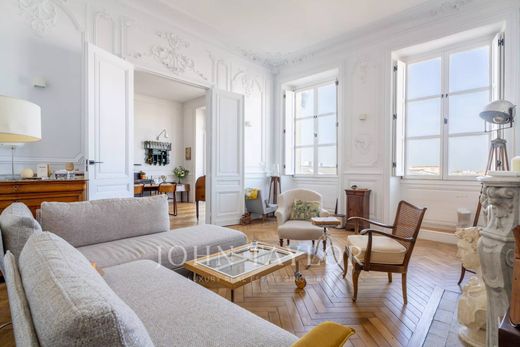 Apartment in Bordeaux, Gironde