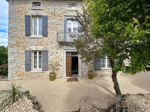 호텔 / Vallon-Pont-d'Arc, Ardèche