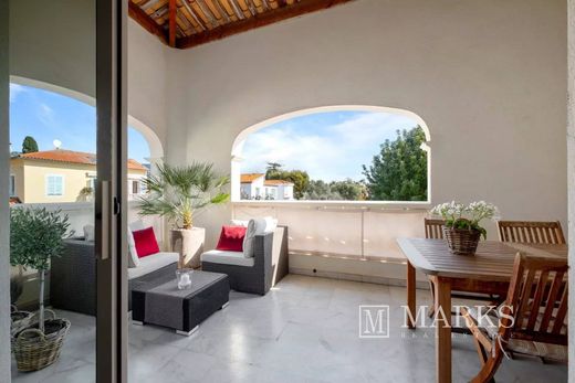 Duplex a Saint-Jean-Cap-Ferrat, Alpi Marittime