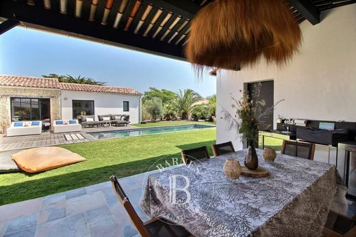 Le Bois-Plage-en-Ré, Charente-Maritimeの高級住宅