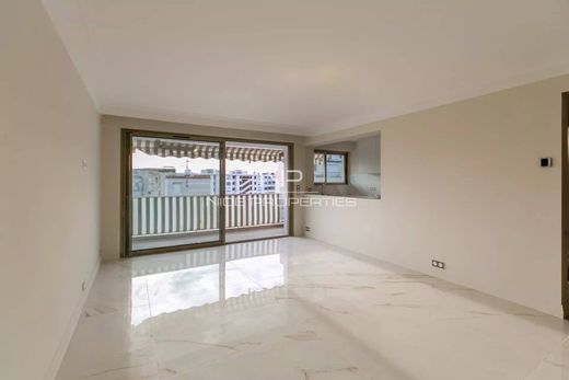 Apartment in Juan-les-Pins, Alpes-Maritimes