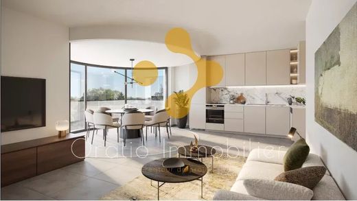 Divonne-les-Bains, Ainのアパートメント