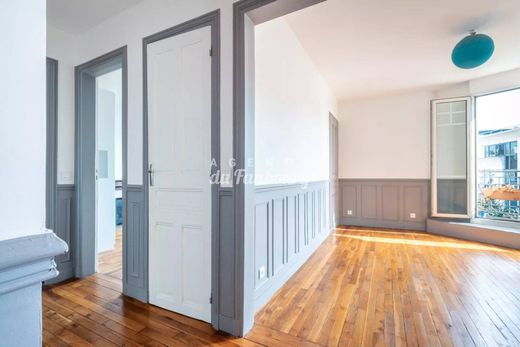 Apartament w Levallois-Perret, Hauts-de-Seine