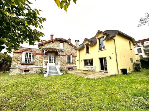 Maison de luxe à Chatou, Yvelines