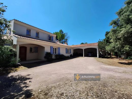 Luxury home in Saint-Jean-de-Monts, Vendée