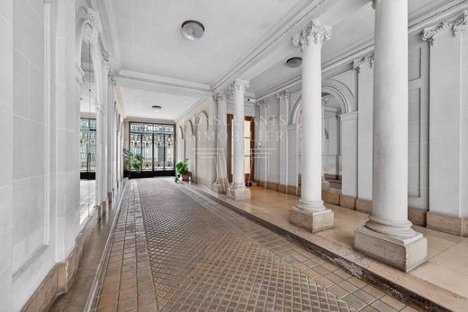 Apartament w La Muette, Auteuil, Porte Dauphine, Paris