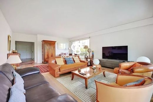 Boulogne-Billancourt, Hauts-de-Seineのアパートメント