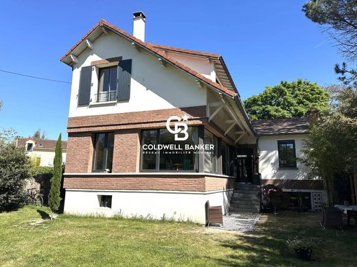 Luxus-Haus in Le Vésinet, Yvelines