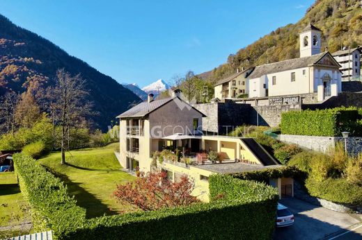 Villa à Crana, Locarno District
