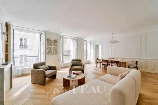 Daire Tour Eiffel, Invalides – Ecole Militaire, Saint-Thomas d’Aquin, Paris