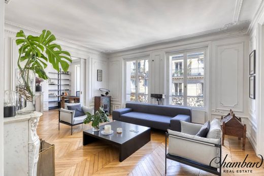 Apartament w Tour Eiffel, Invalides – Ecole Militaire, Saint-Thomas d’Aquin, Paris