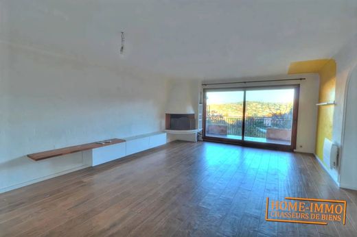 Apartment in Vence, Alpes-Maritimes