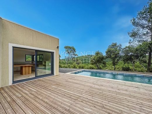 Villa in Châteauvert, Var