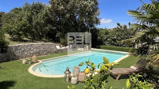 Luxury home in Uzès, Gard