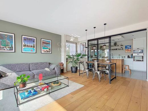 Apartment in Garches, Hauts-de-Seine