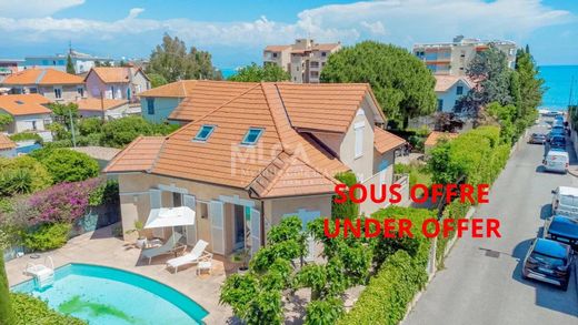 Villa in Antibes, Alpes-Maritimes