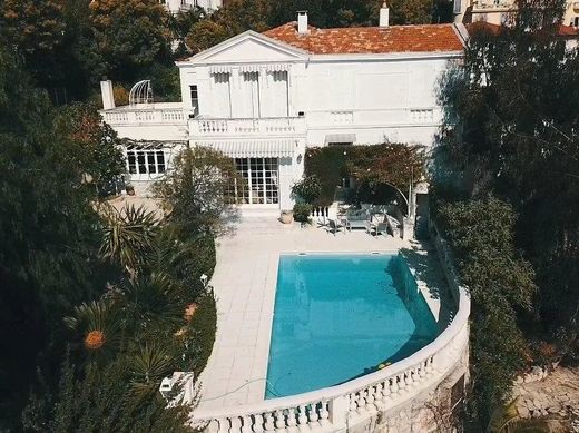 Maison de luxe à Menton, Alpes-Maritimes