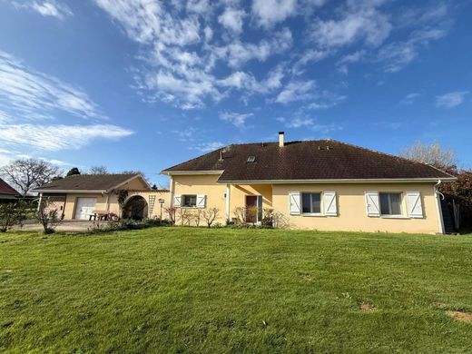 Luxury home in Salies-de-Béarn, Pyrénées-Atlantiques