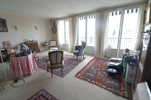 Apartment in Versailles, Yvelines