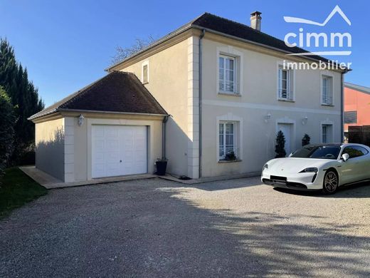 Maison de luxe à Crécy-la-Chapelle, Seine-et-Marne