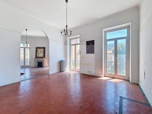 ﺷﻘﺔ ﻓﻲ نيس, Alpes-Maritimes