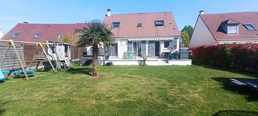 Luxury home in Bondoufle, Essonne