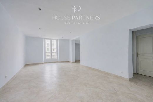 Apartment in Saint-Germain-en-Laye, Yvelines