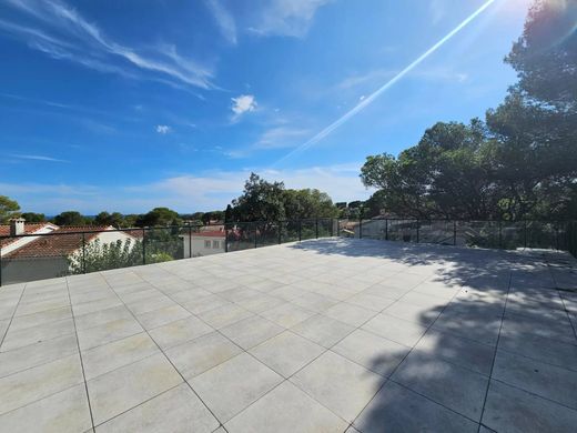 Apartment in Saint-Raphaël, Var