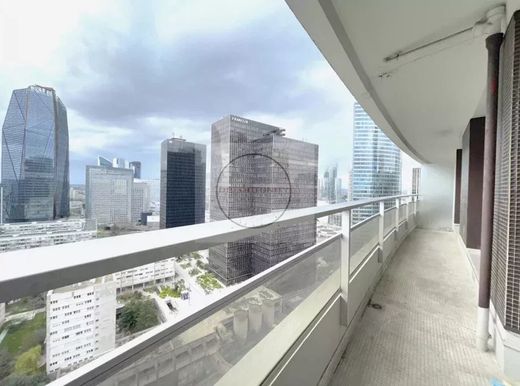 Apartment in Puteaux, Hauts-de-Seine