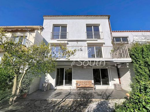 Luxury home in Perpignan, Pyrénées-Orientales